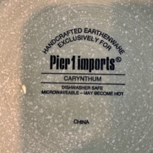 Pier One Dinner Plate- Carynthum Pattern - Picture 3 of 4